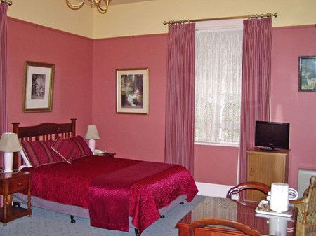 Glen Osborne House - Holiday Cairns 2
