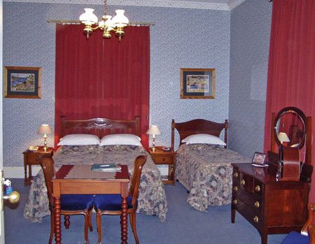 Glen Osborne House - Holiday Cairns 3