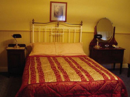 Glen Osborne House - Holiday Cairns 5