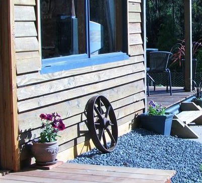Love Grove Guest House - Holiday Cairns 1