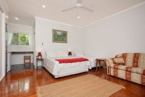 Jungara Cairns  Bed And Breakfast - Holiday Cairns 3