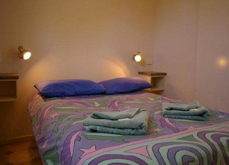 Ashs Holiday Units And Cafe - Holiday Cairns 2