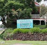 Mapleton Falls Accommodation - Holiday Cairns