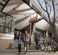 Canberra City YHA - Holiday Cairns