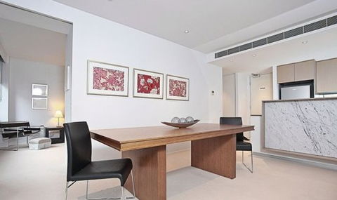 Apartments By Nagee Canberra - Holiday Cairns 1
