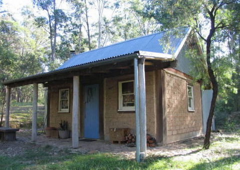 Bakers Flat Cottages - Holiday Cairns 2
