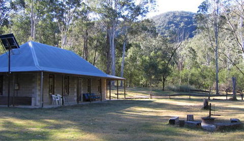Bakers Flat Cottages - Holiday Cairns 5