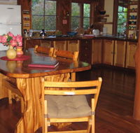 Black Sheep Farm Guest House - Holiday Cairns