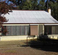 Kookaburra Cottage - Pooncarie - Holiday Cairns