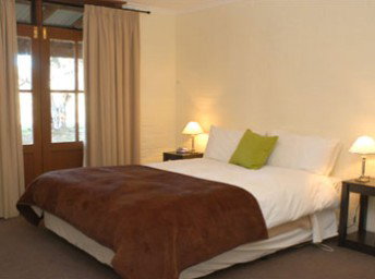 Mia Creek Bed And Breakfast - Holiday Cairns 1