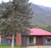 Jagumba - Holiday Cairns