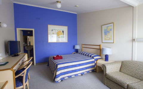 Amaroo Motel - Holiday Cairns 2