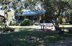 Bellbrook Cabins - Holiday Cairns 1