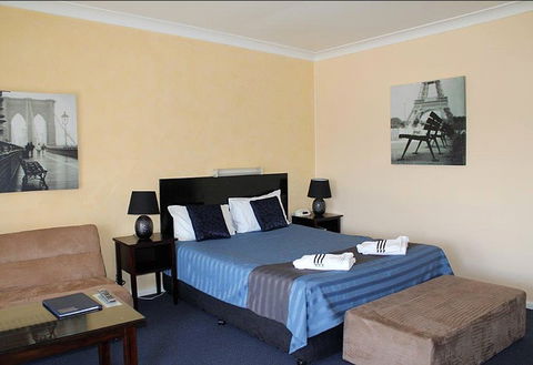 Taree Highway Motor Inn - Holiday Cairns 2