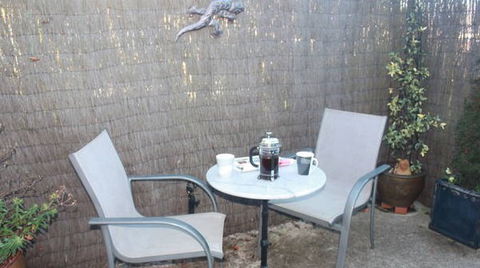 Clyde Cottage - Holiday Cairns 0