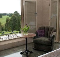Burrawang Village Hotel - Holiday Cairns