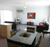 Barham Golden Rivers Holiday Apartments - Holiday Cairns