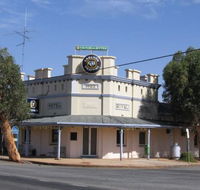 Royal Hotel Grong Grong - Holiday Cairns