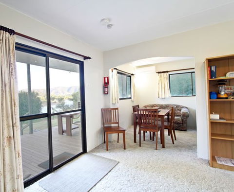 Talmalmo Cottage - Holiday Cairns 2