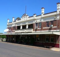Yenda Hotel - Holiday Cairns