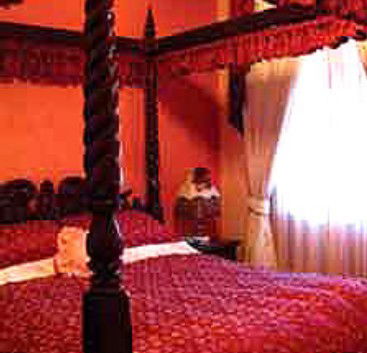 CBC Bed And Breakfast And Cafe - Holiday Cairns 2