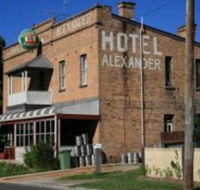 Alexander Hotel Rydal - Holiday Cairns