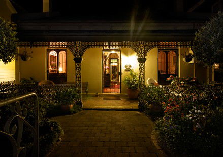 101 Addison Road Bed And Breakfast - Holiday Cairns 4