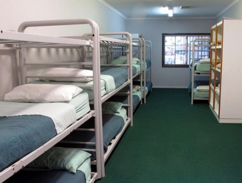 Cables Lodge Accommodation - Holiday Cairns 5