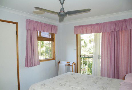 Bay Bed And Breakfast - Holiday Cairns 3