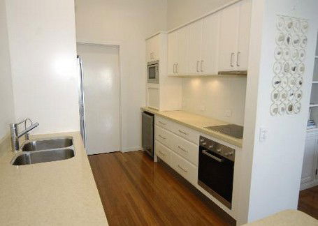 Claytons On Cylinder Beach Front Apartments - Holiday Cairns 0
