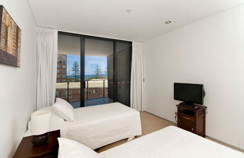 Ambience On Burleigh Beach - Holiday Cairns 4
