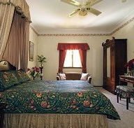 Holberry House - Holiday Cairns