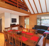Woodstone Cottages - Holiday Cairns
