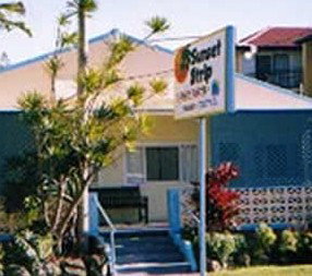 Sunset Strip Budget Resort - Holiday Cairns 0