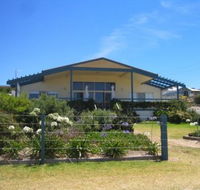 Emu Bay Lodge - Holiday Cairns