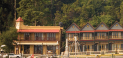 Strahan Village - Holiday Cairns
