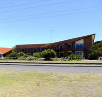 Comfort Inn Wisteria Lodge - Holiday Cairns