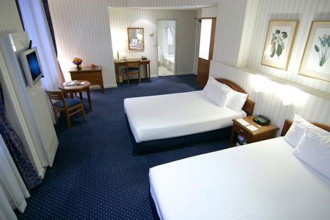The Menzies Sydney - Holiday Cairns 4