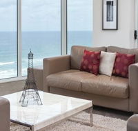 Mint Broadbeach - Holiday Cairns
