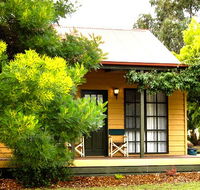 Mountain View Motor Inn and Holiday Lodges - Holiday Cairns
