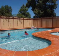 Peppinella Motel - Holiday Cairns