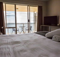 Beachcomber Hotel - Holiday Cairns