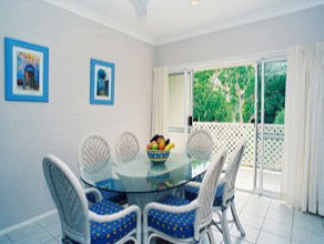 Sailz Boutique Holiday Villas - Holiday Cairns 0