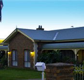 Lincoln Cottage Motor Inn - Holiday Cairns