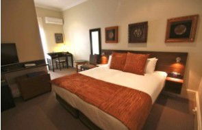 Cremorne Point Manor - Holiday Cairns 1