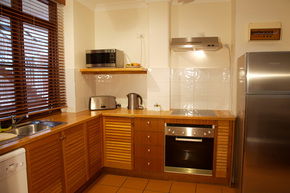Manly Lodge Boutique Hotel - Holiday Cairns 5