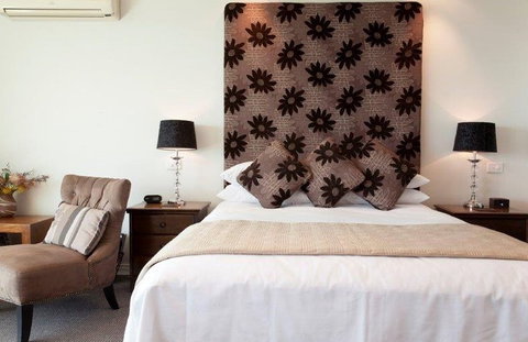 Arthurs Views - Bed & Breakfast Retreat - Holiday Cairns 5