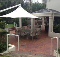 Crest Apartments - Holiday Cairns