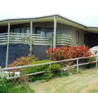 Currawong Holiday Home - Holiday Cairns