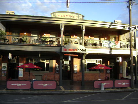 Terminus Hotel - Holiday Cairns 0